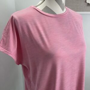 Lolë Activewear‎ Women's Short Sleeve Performance Tshirt Medium Pink